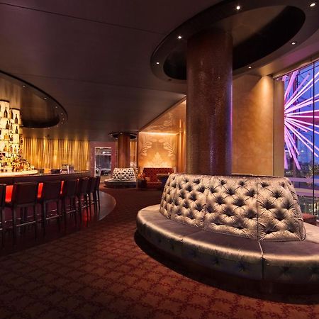 The Star Grand Hotel And Residences Sydney Exterior foto The bar at the London Eye