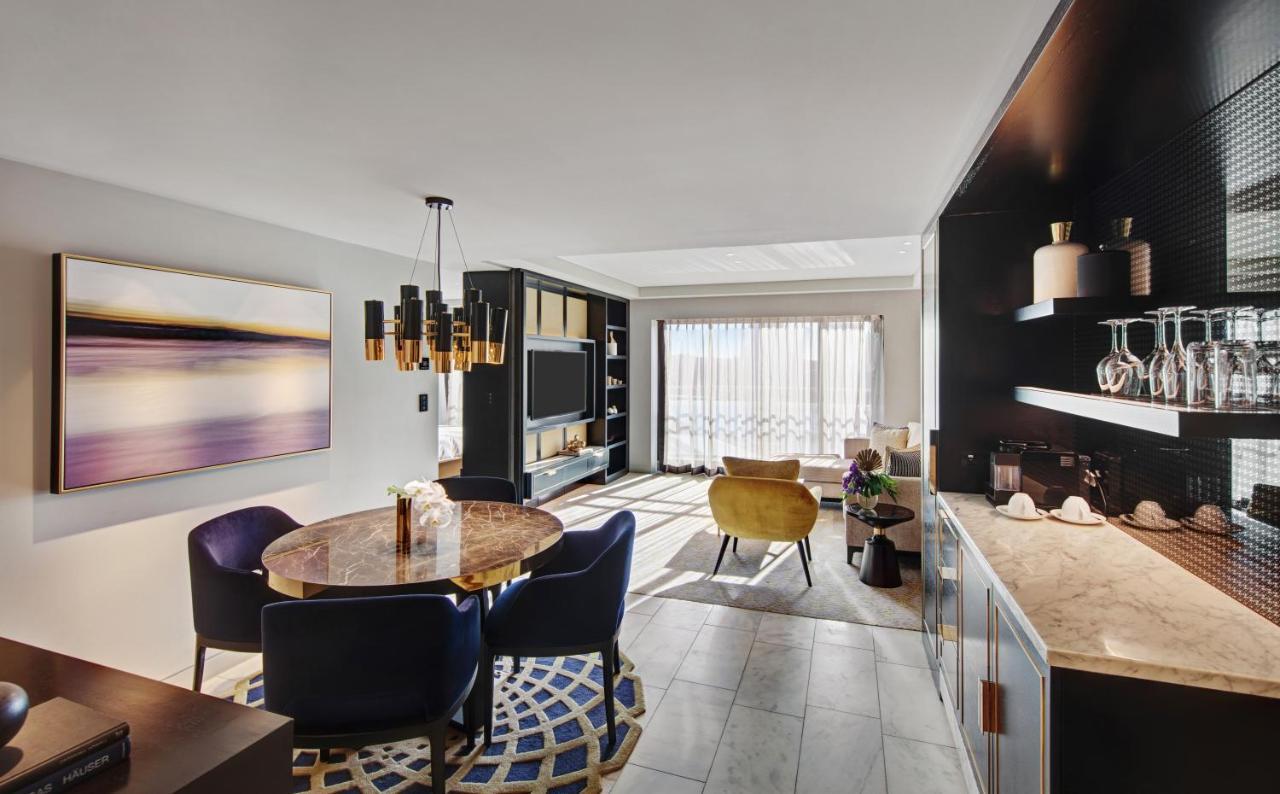 The Star Grand Hotel And Residences Sydney Exterior foto A suite at the hotel